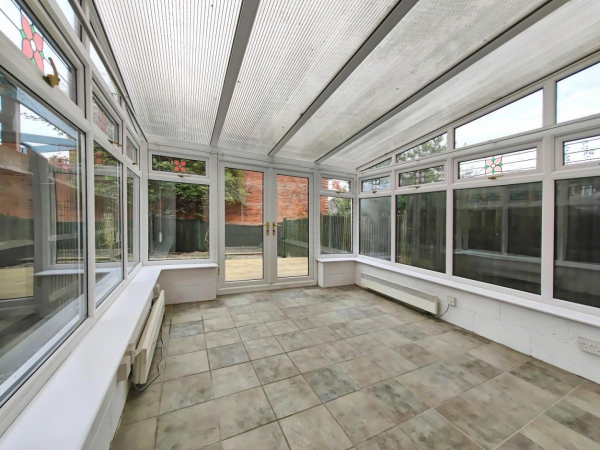 Elm Park, Reading, RG30 2HX