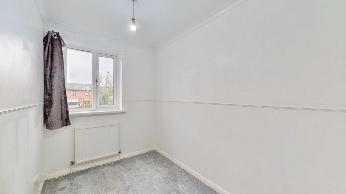 Plowman Way, Dagenham, RM8