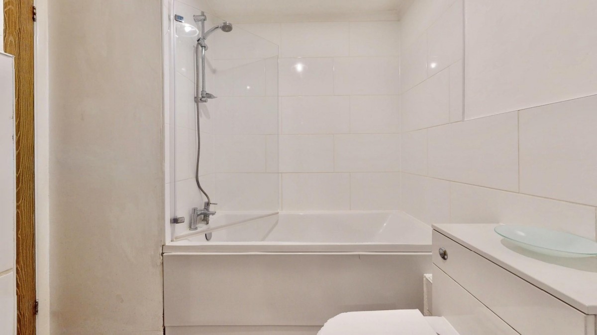 Plowman Way, Dagenham, RM8