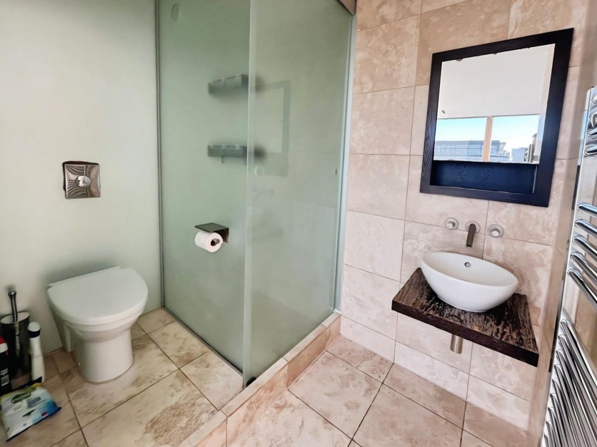 Vantage Quay , Manchester