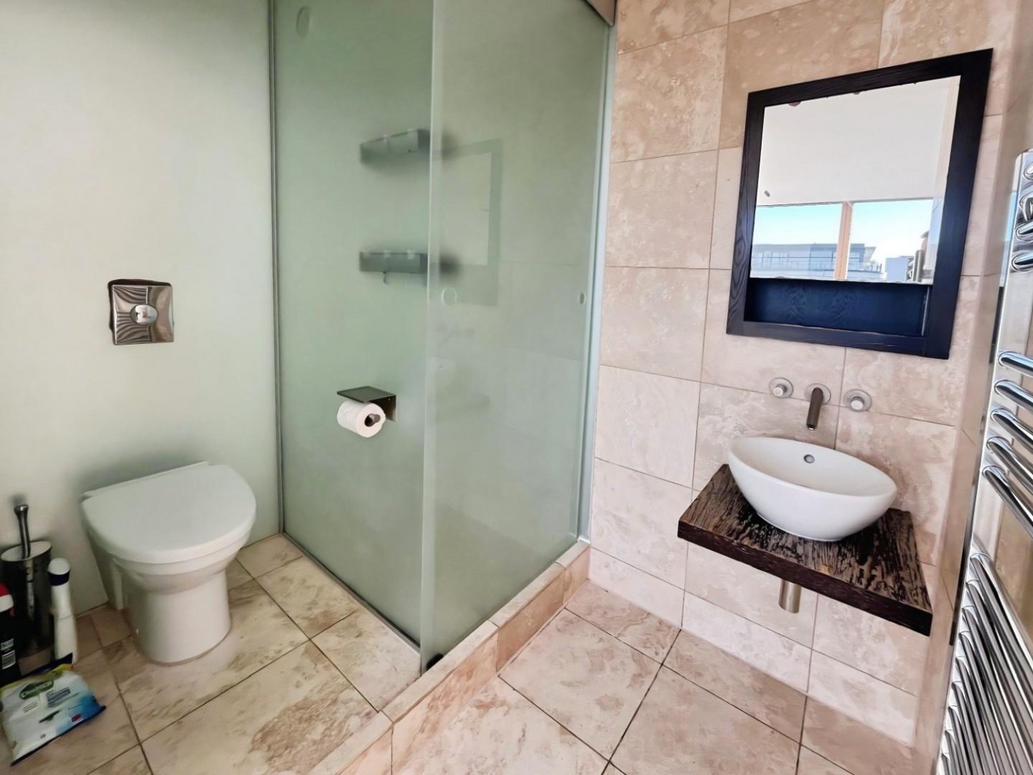 Vantage Quay , Manchester