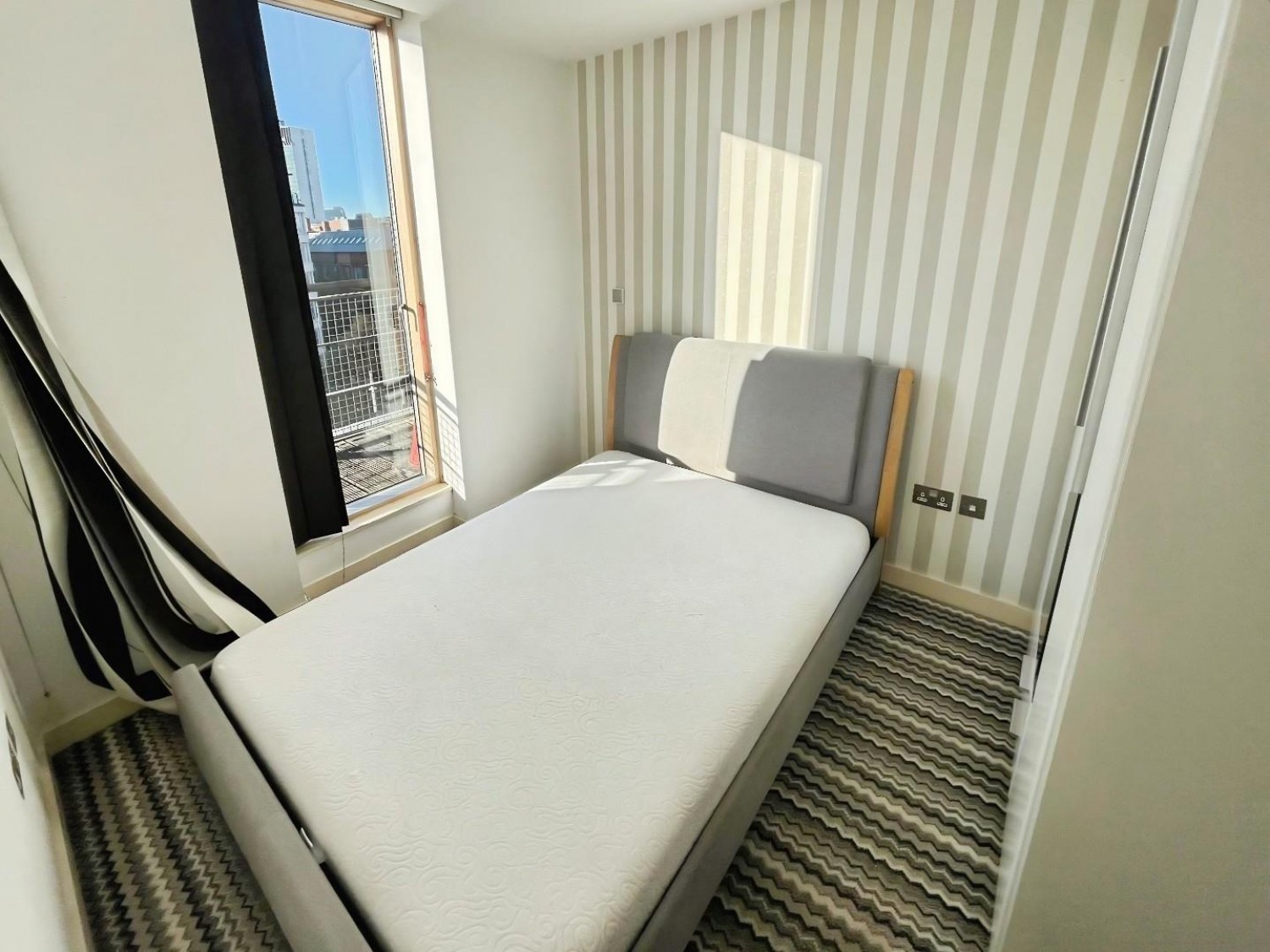 Vantage Quay , Manchester