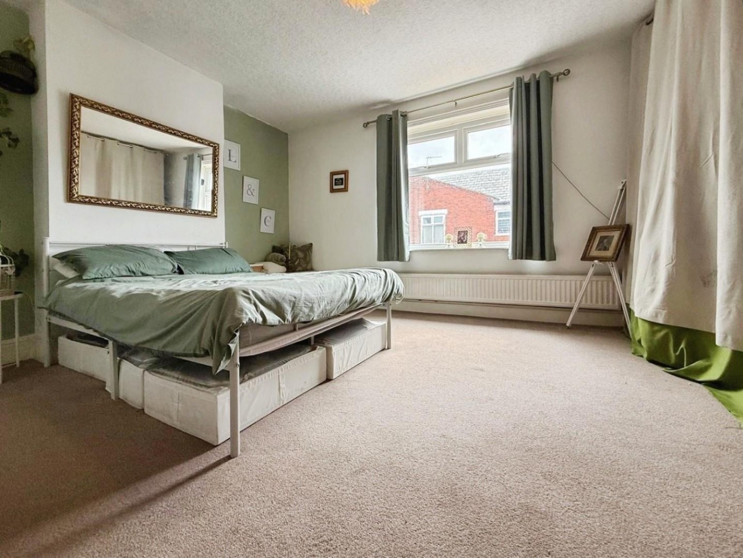 Hope Street, Leigh, WN7 1LU