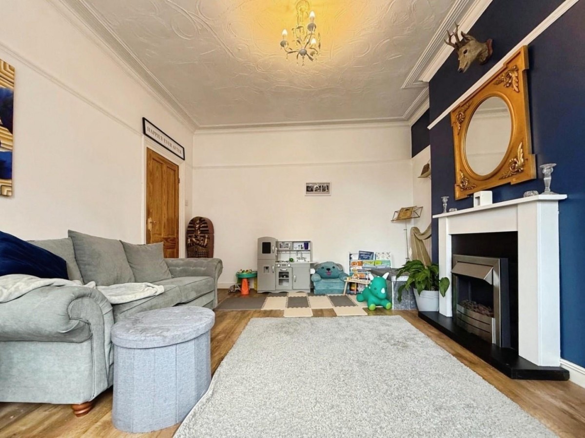 Hope Street, Leigh, WN7 1LU