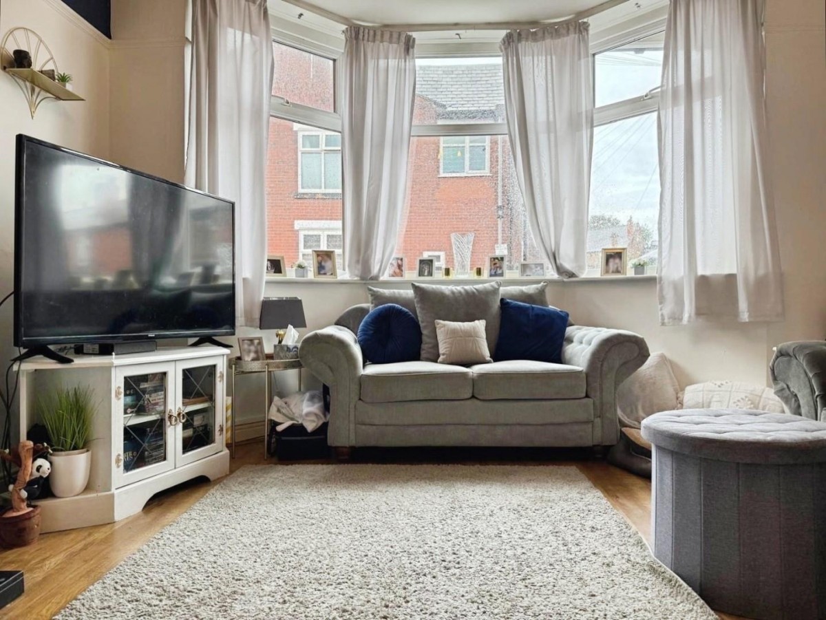 Hope Street, Leigh, WN7 1LU