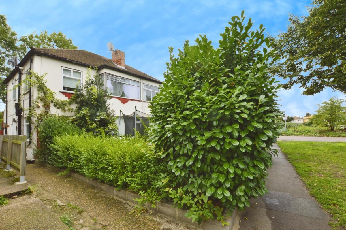 Chigwell Road, Woodford Green