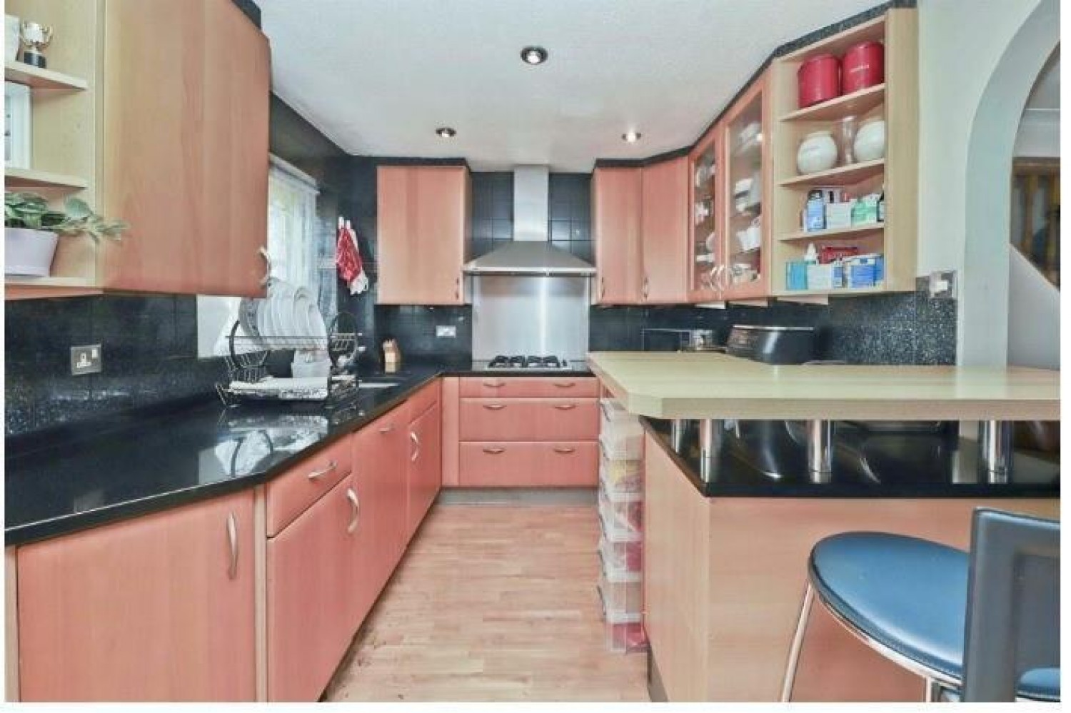 Dunsmore Close, Hayes, Middlesex, UB4 9RJ