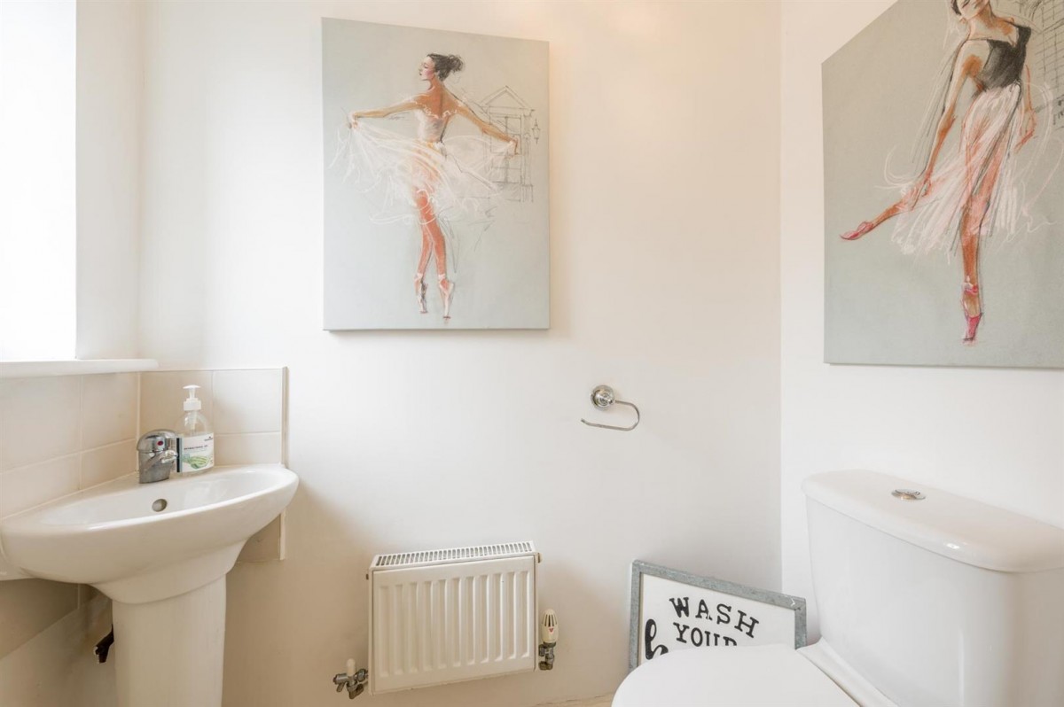 Marshall Crescent, Wordsley, DY8 5TA