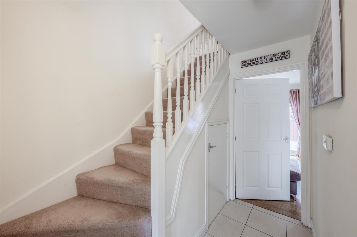 Marshall Crescent, Wordsley, DY8 5TA