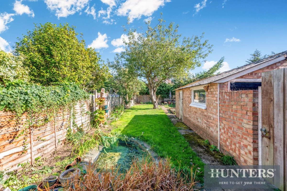 Lyncroft Gardens, Hounslow