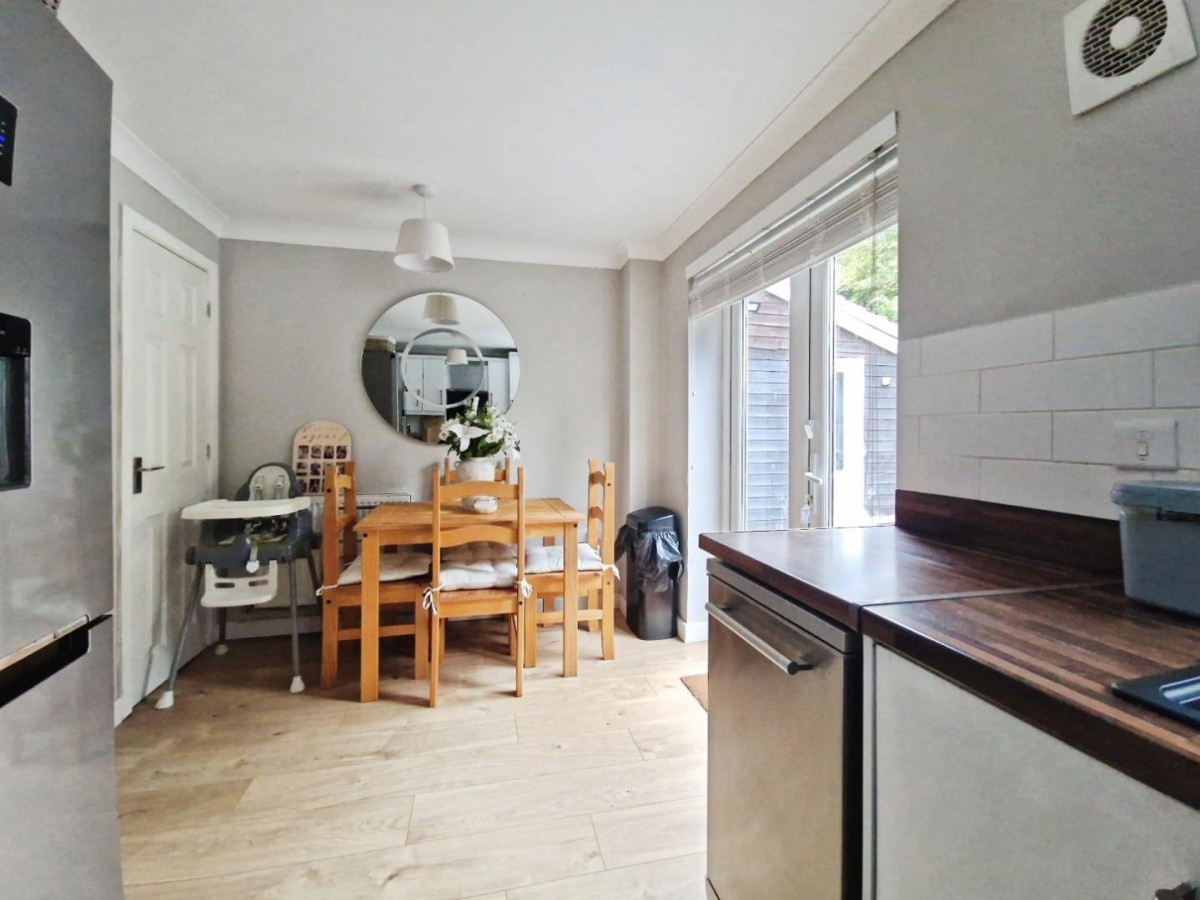 Clos Tyn Y Coed, Sarn, Bridgend