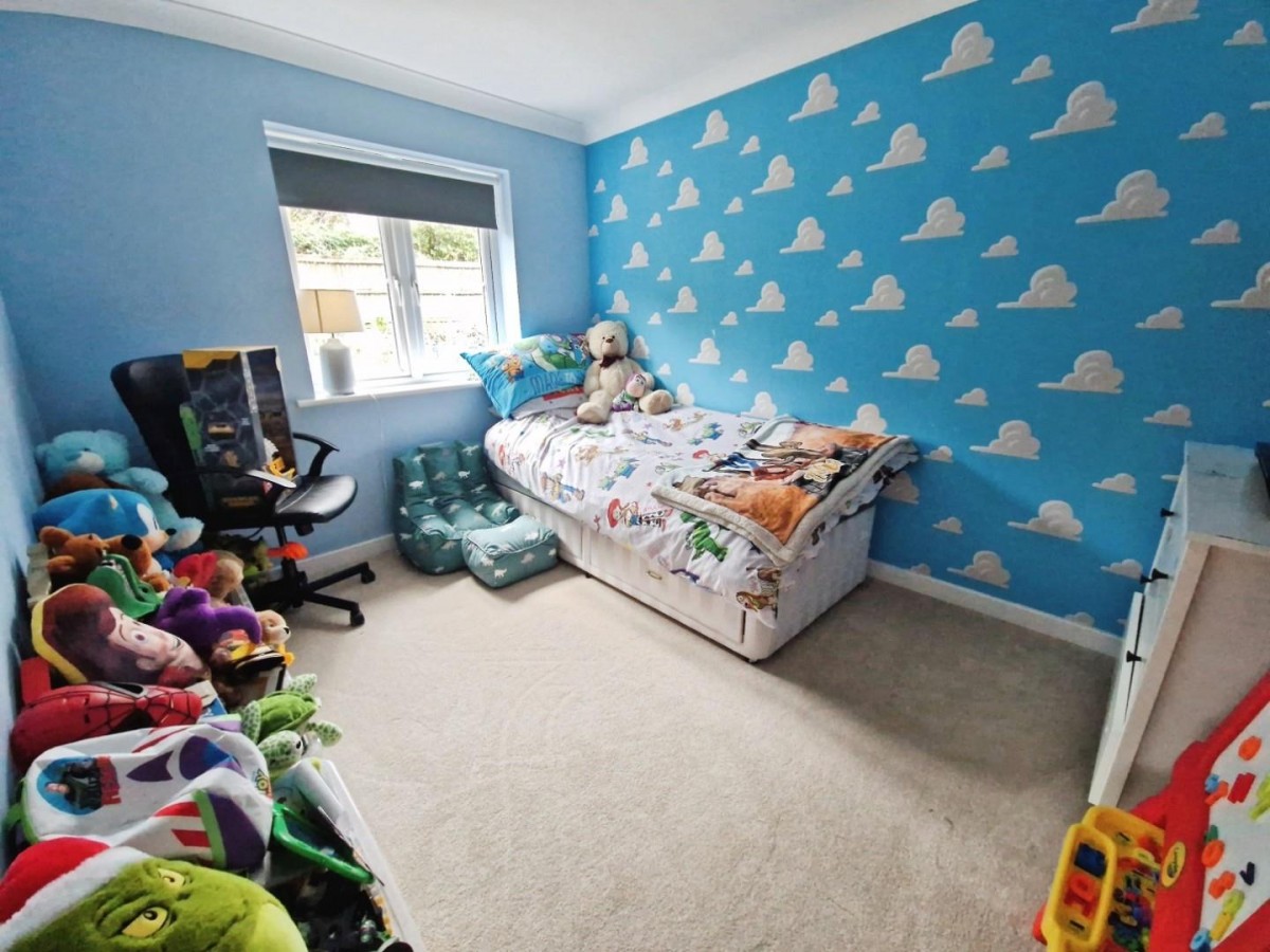 Clos Tyn Y Coed, Sarn, Bridgend