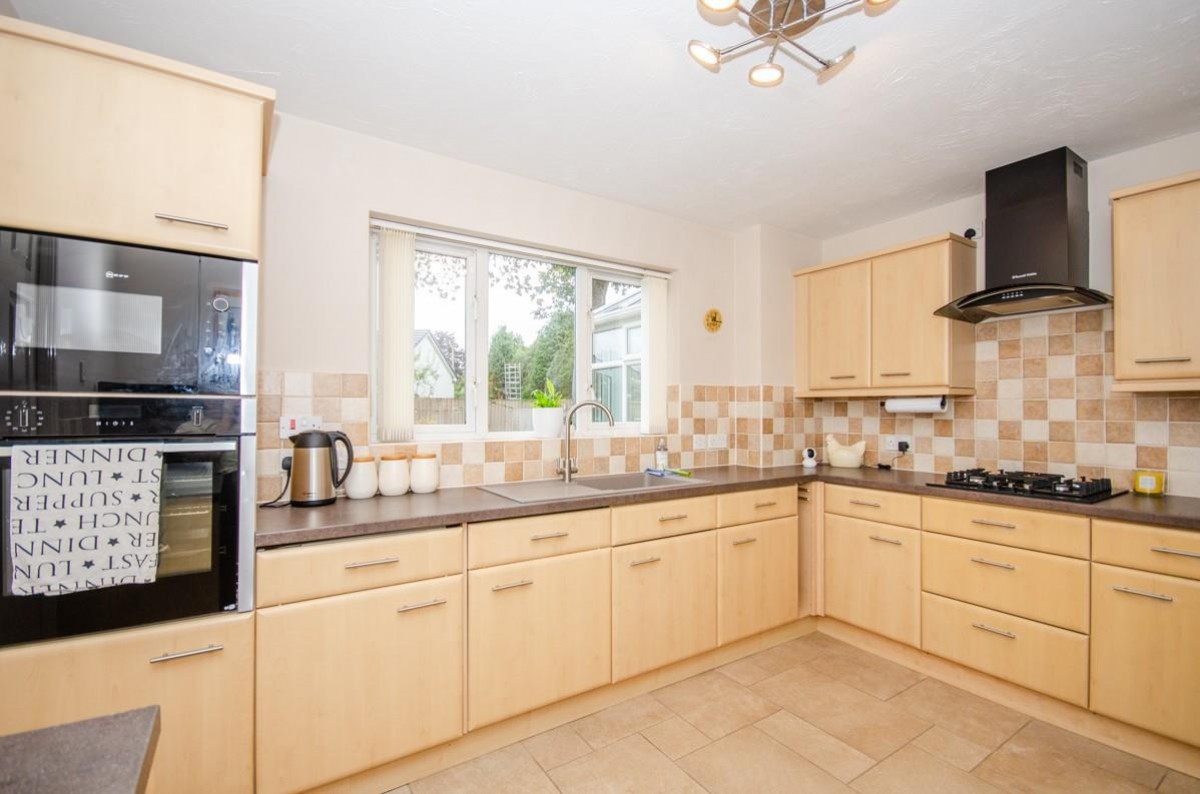 Oakwood Gardens, Coalpit Heath BS36 2NB