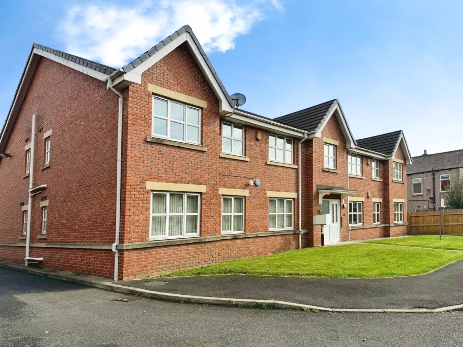 Oxford Street, Leigh