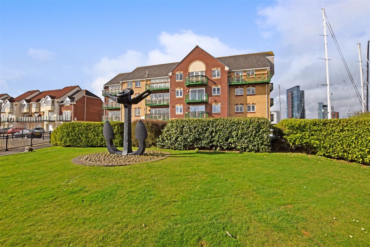 Pacific Close, Southampton