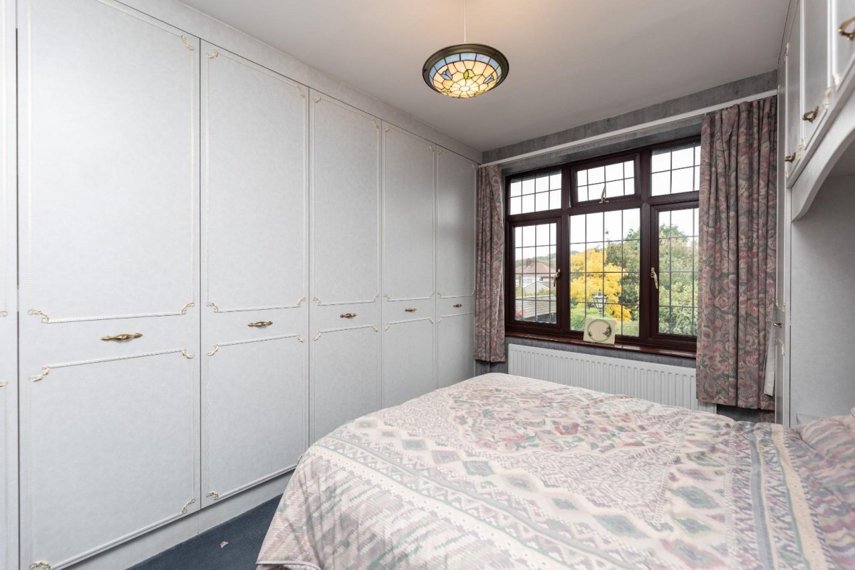 Hill Road, Castleford