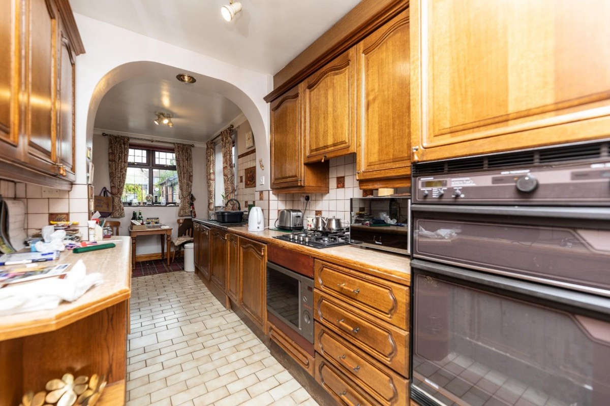 Hill Road, Castleford