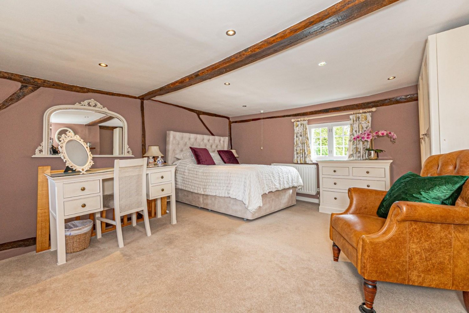 The Old House, Totternhoe Road, Eaton Bray