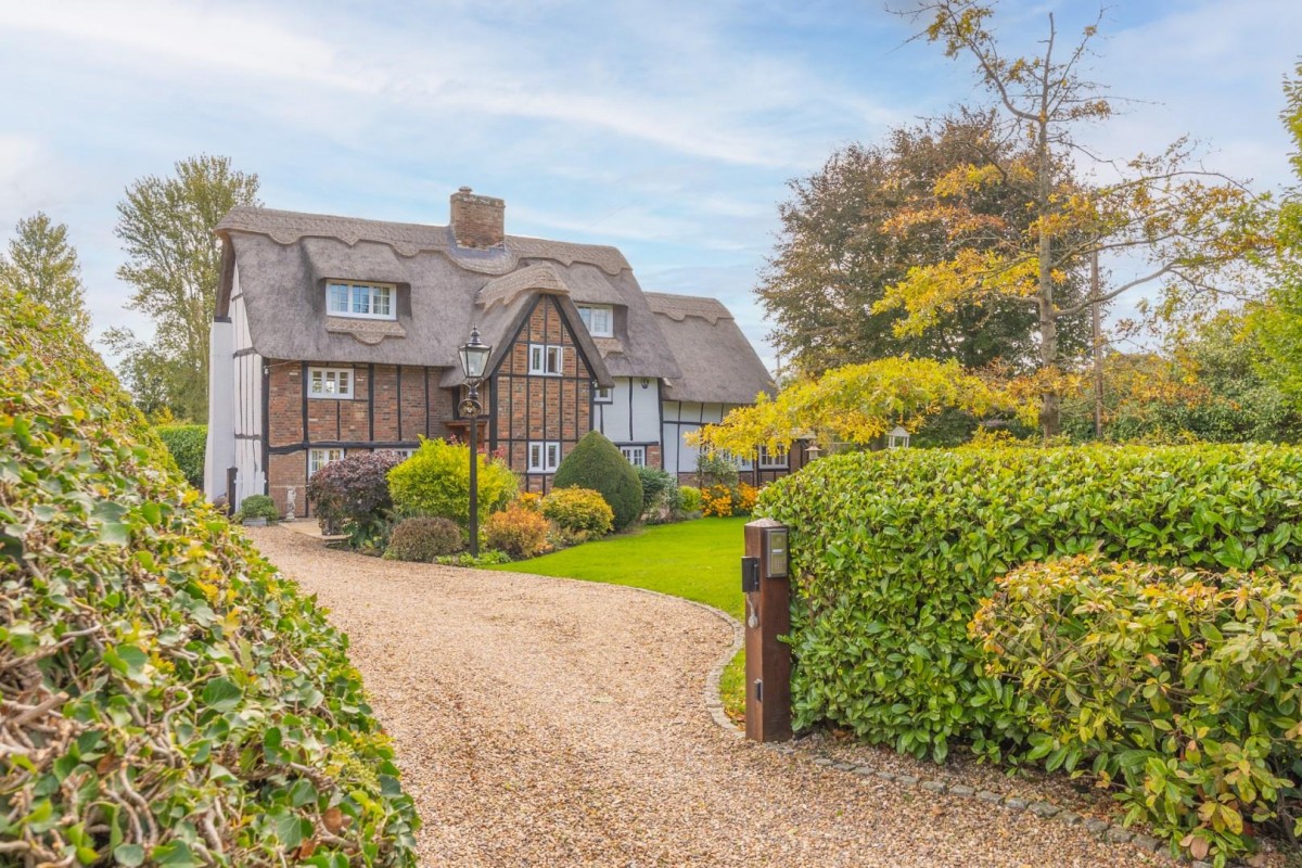 The Old House, Totternhoe Road, Eaton Bray