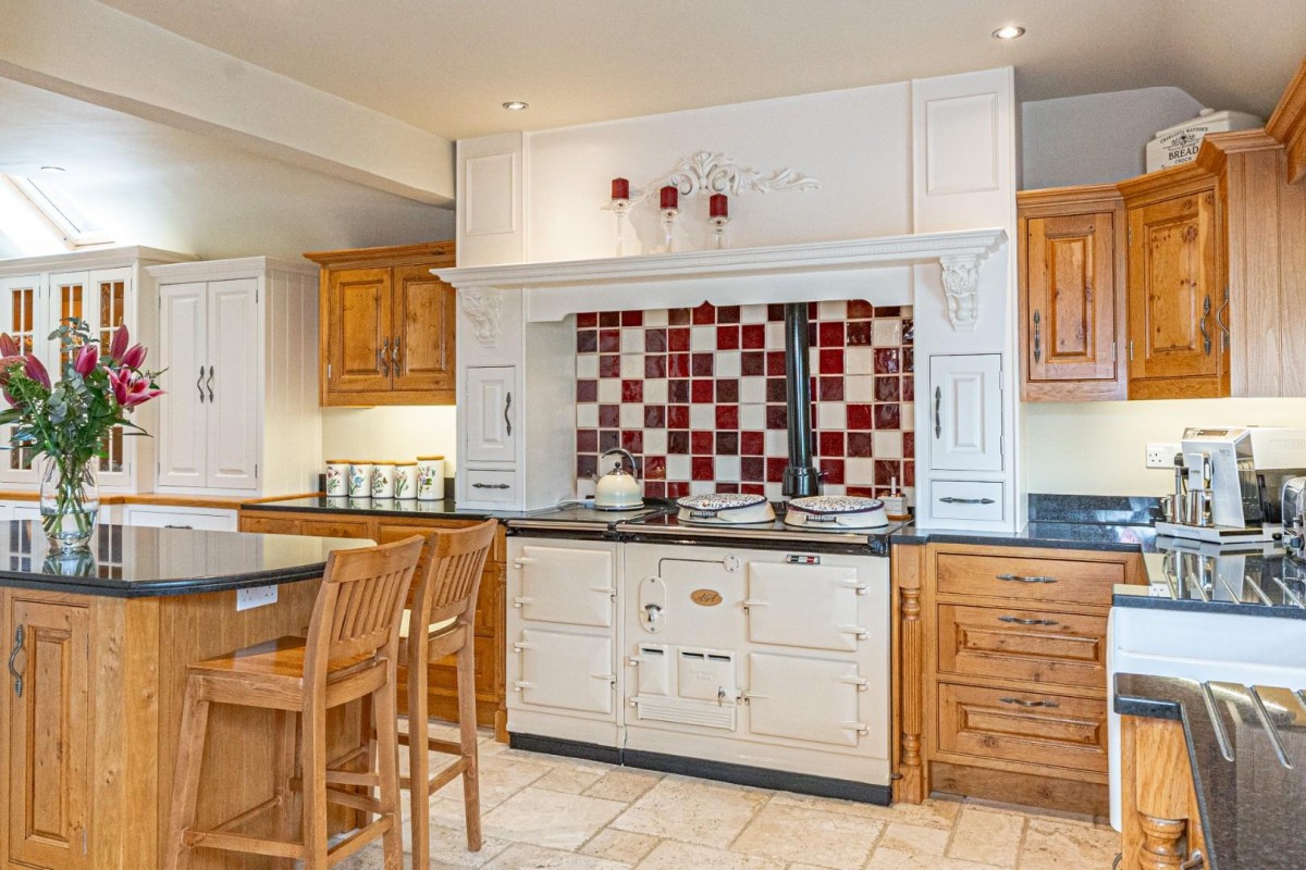 The Old House, Totternhoe Road, Eaton Bray