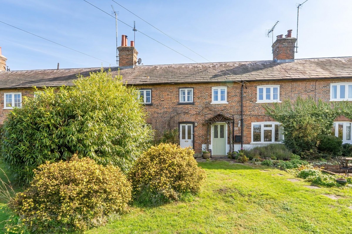 Stocks Road, Aldbury, Tring