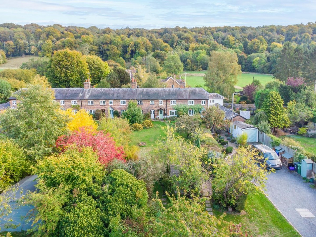 Stocks Road, Aldbury, Tring