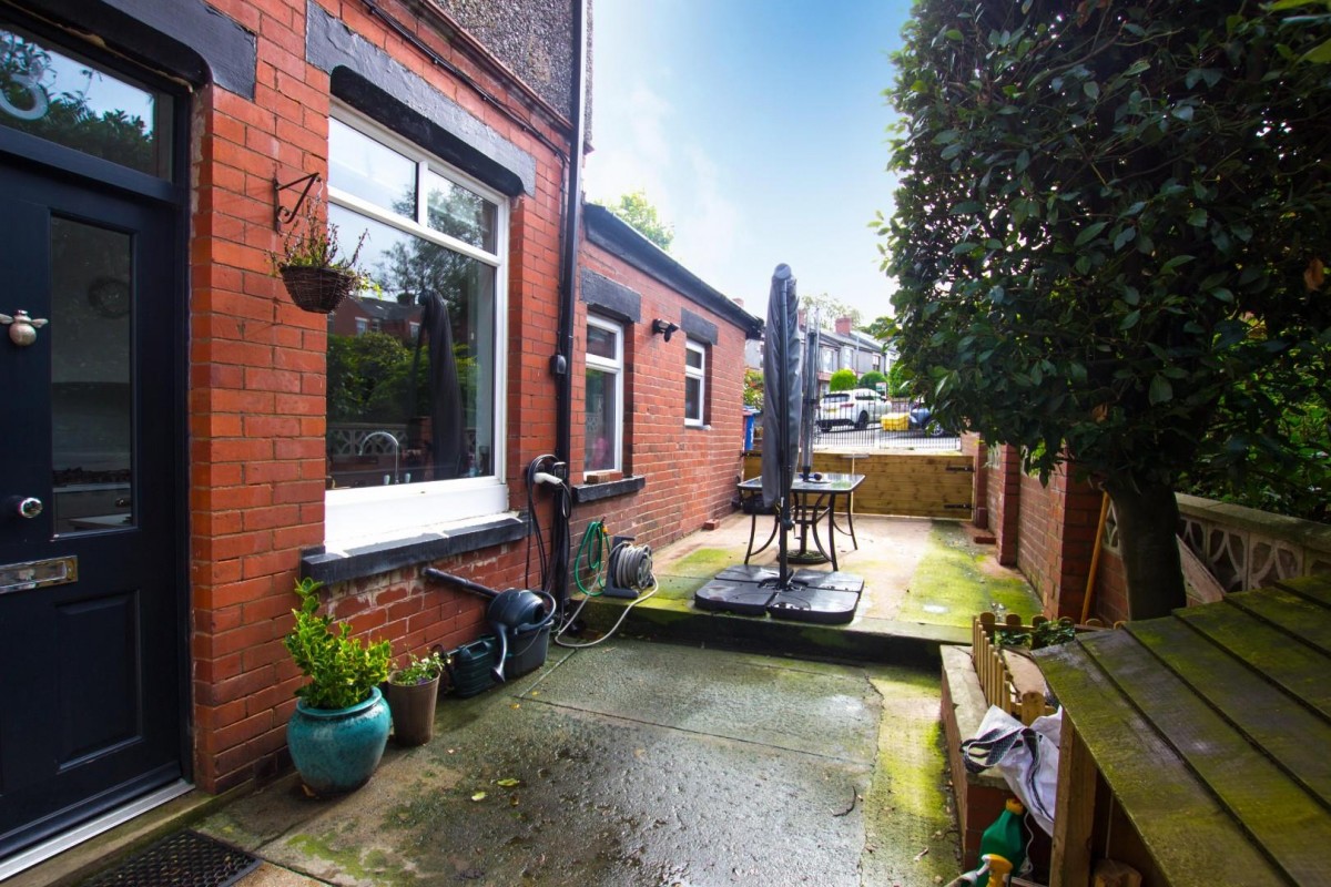 Earnsdale Avenue, Darwen