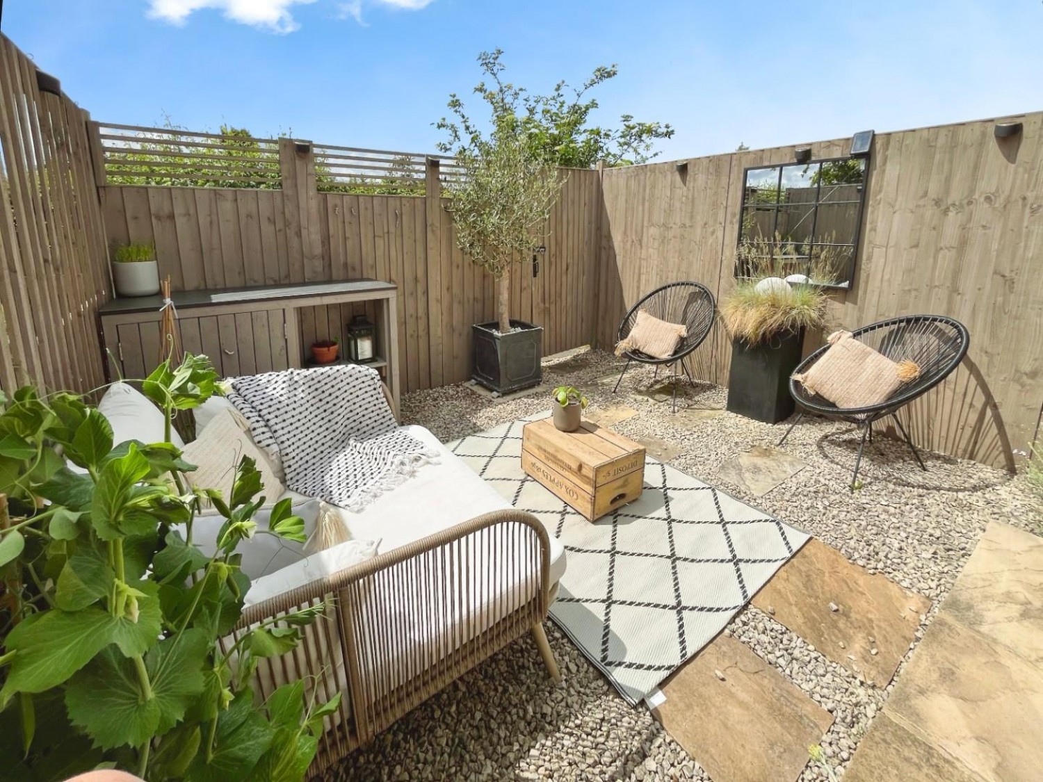 Kings Meadows, Sowerby
