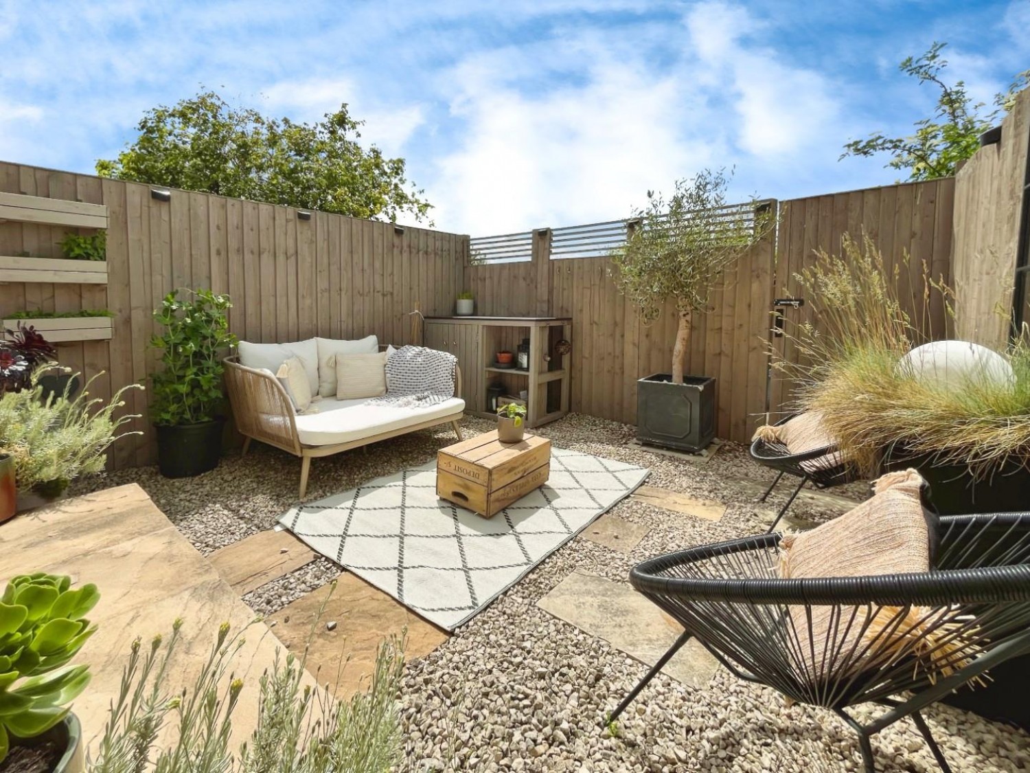 Kings Meadows, Sowerby