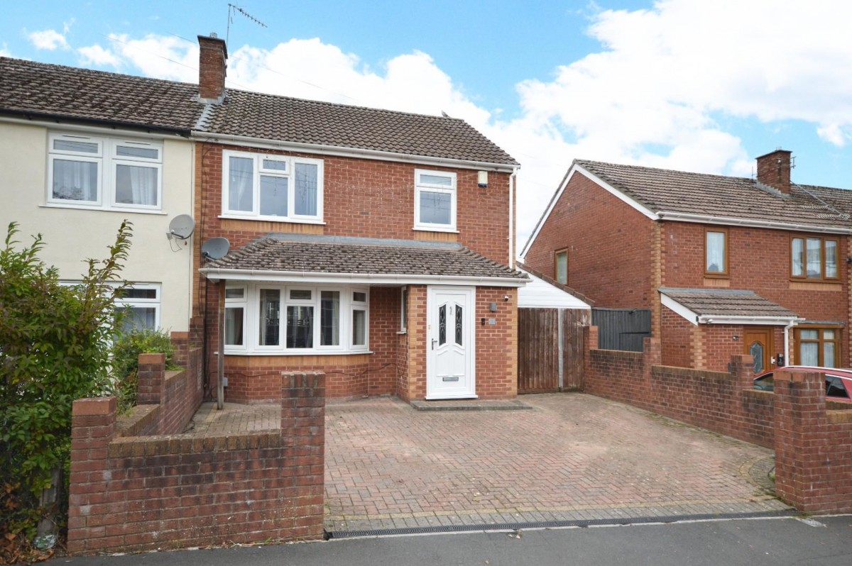 Peterson Square, Bristol