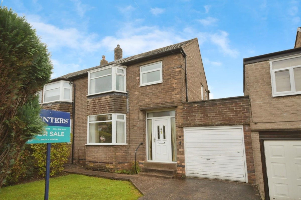 Wollaton Avenue, Bradway, Sheffield, S17 4LA
