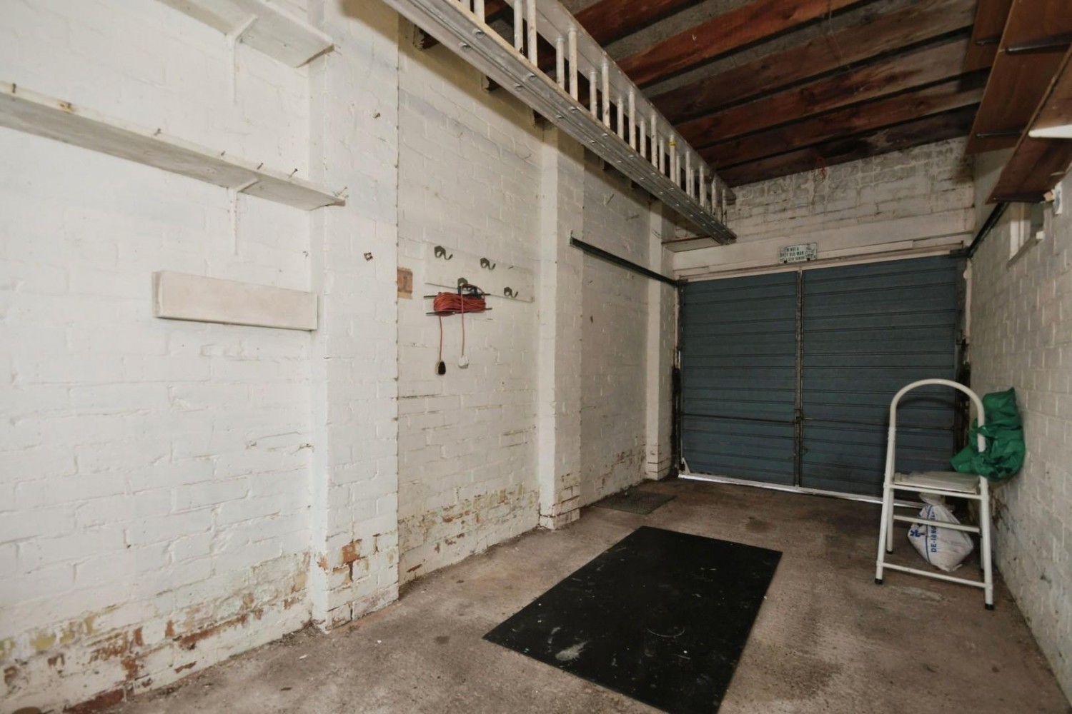 Wollaton Avenue, Bradway, Sheffield, S17 4LA