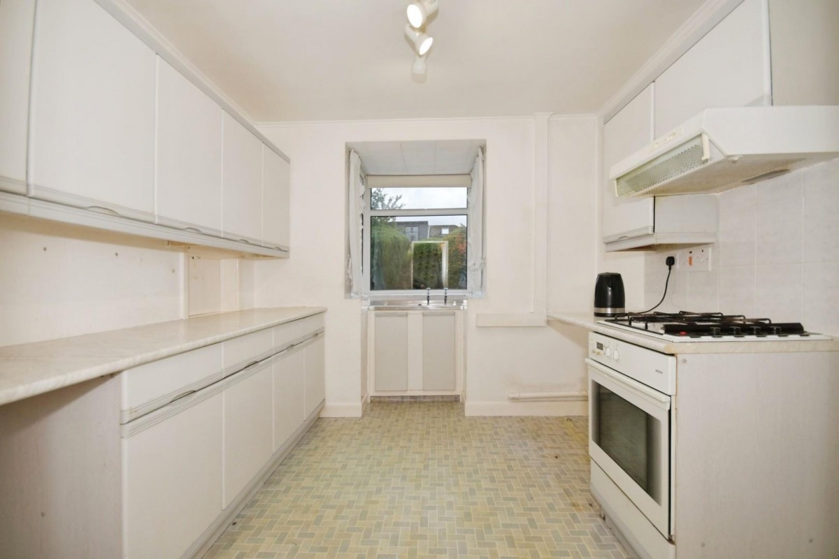 Wollaton Avenue, Bradway, Sheffield, S17 4LA