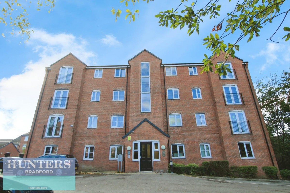 Headingley House, Chapman Road Thornbury, Bradford, West Yorkshire, BD3 7FG