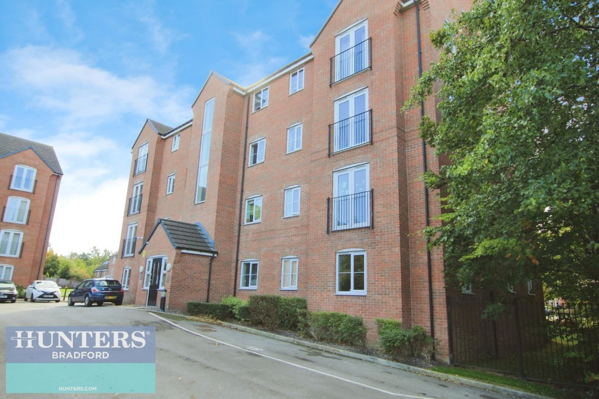 Headingley House, Chapman Road Thornbury, Bradford, West Yorkshire, BD3 7FG