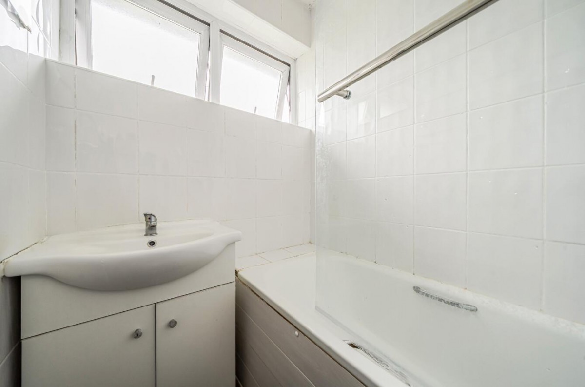 Church Manorway, London