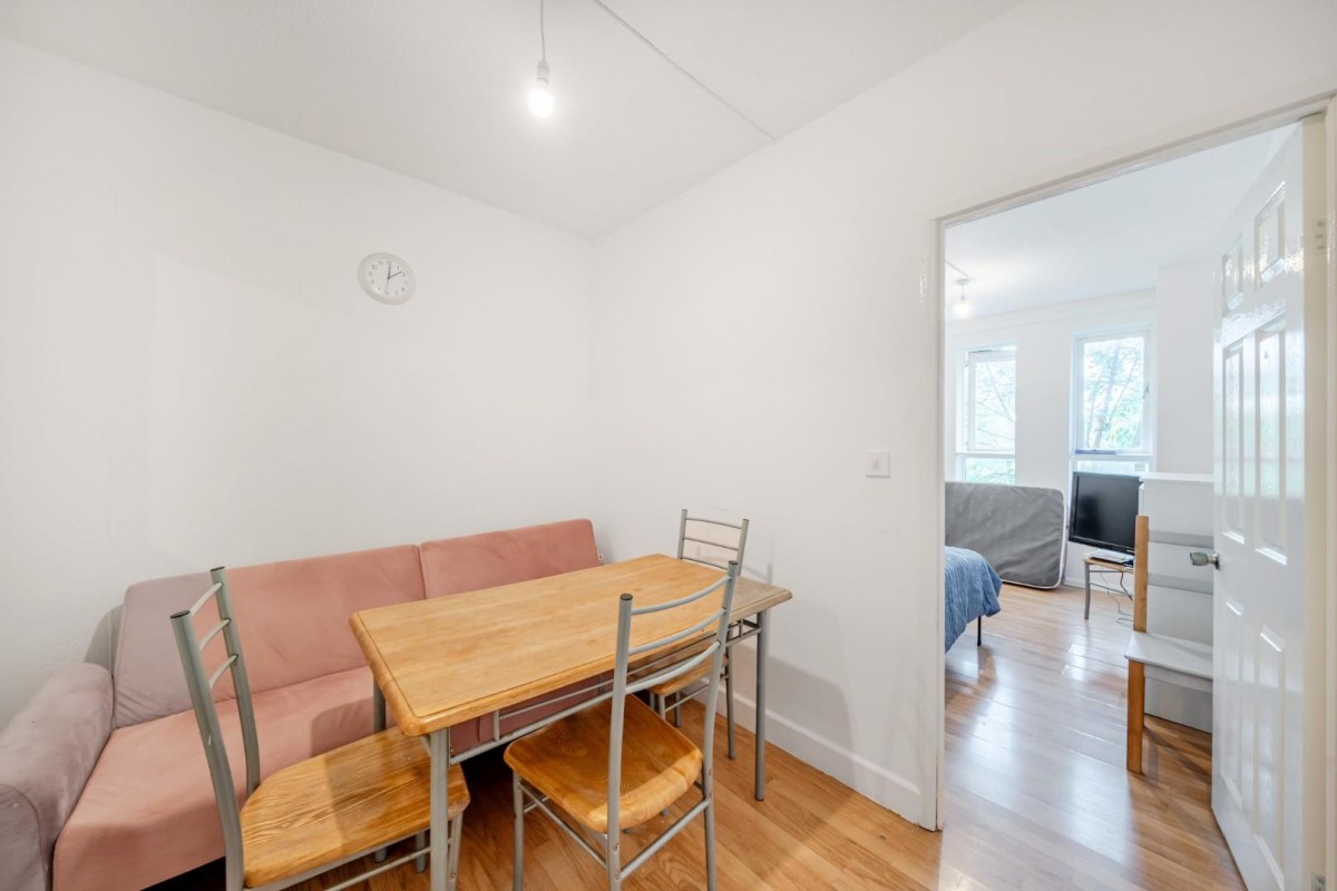 Reachview Close, London, NW1 0TY