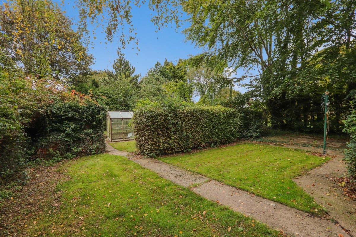 Upper Wortley Road, Thorpe Hesley