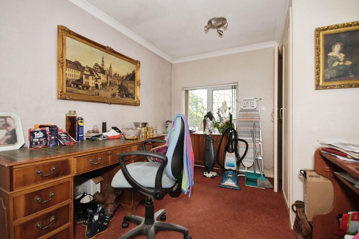 Derby Road, Wingerworth, Chesterfield, S42 6NF