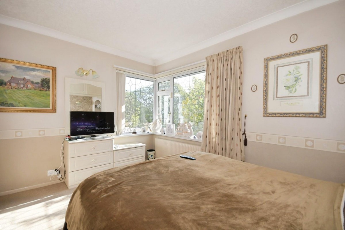 Derby Road, Wingerworth, Chesterfield, S42 6NF