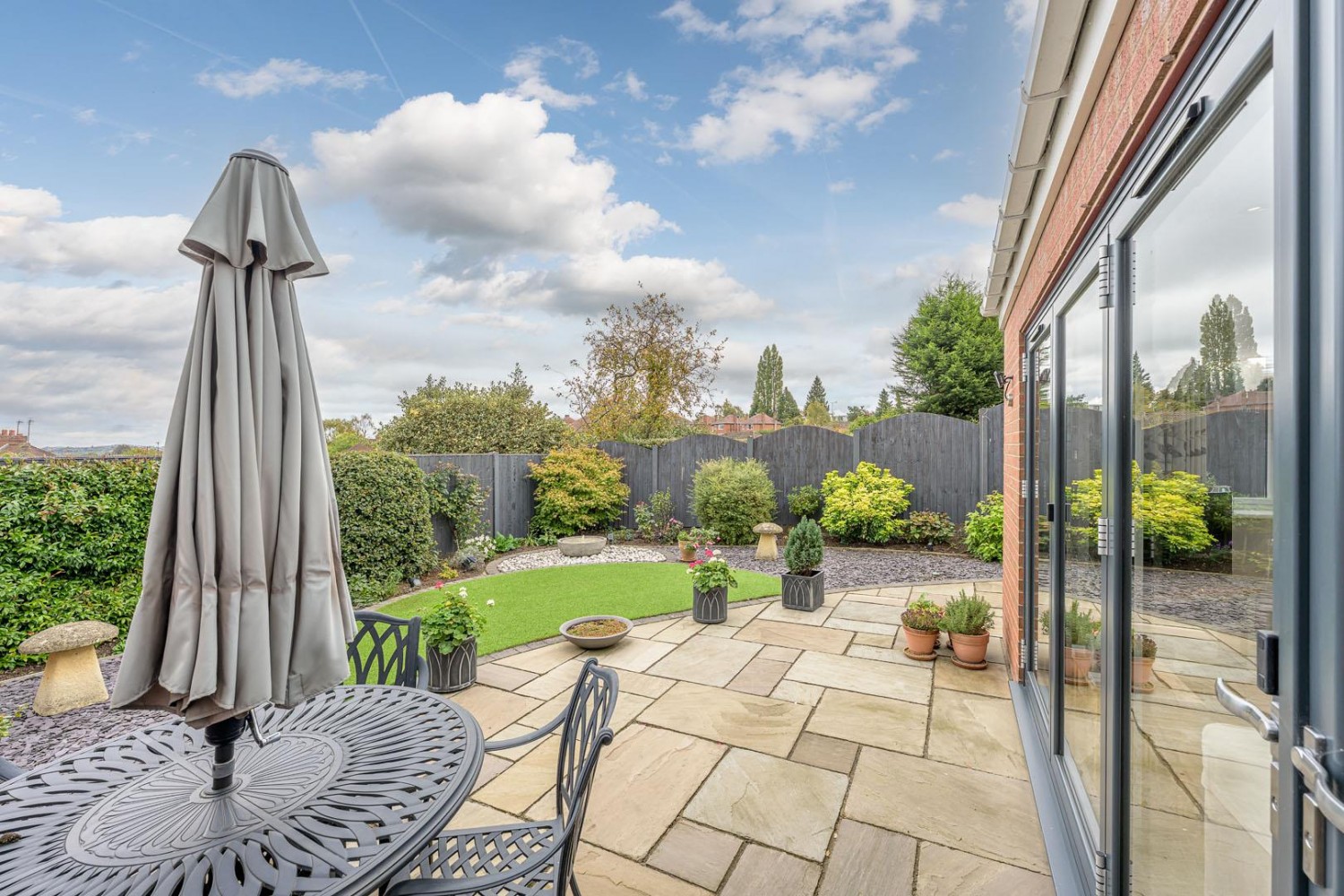 Twickenham Court, Stourbridge, DY8 4QG