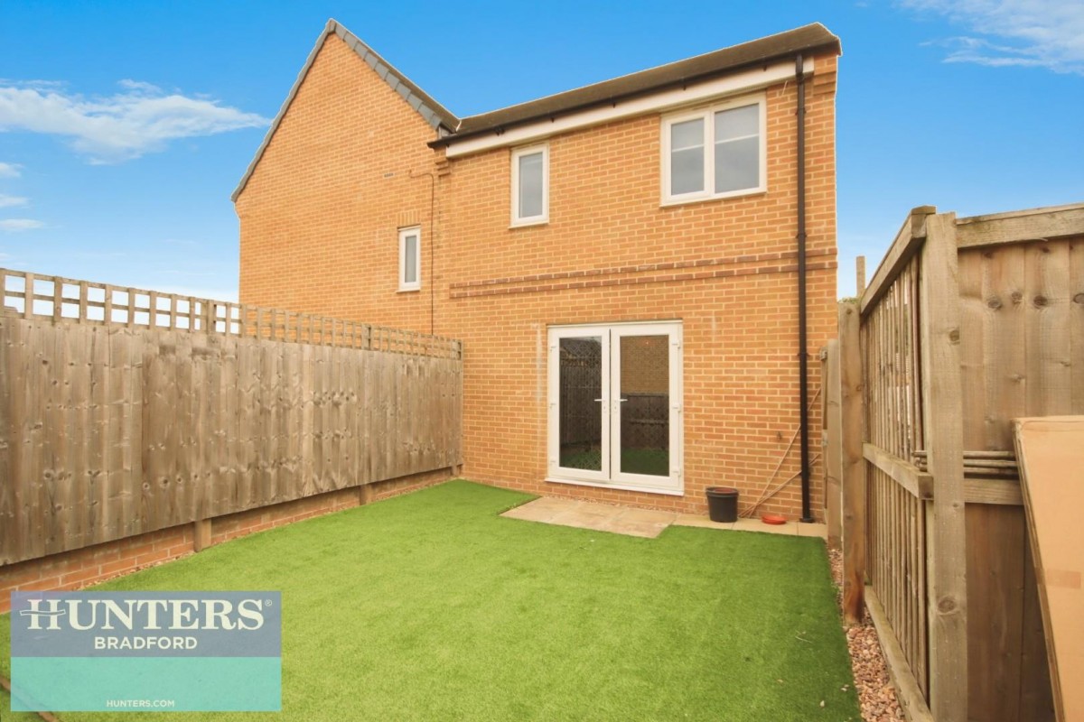 Fagley Bank Bradford, West Yorkshire, BD2 3FY