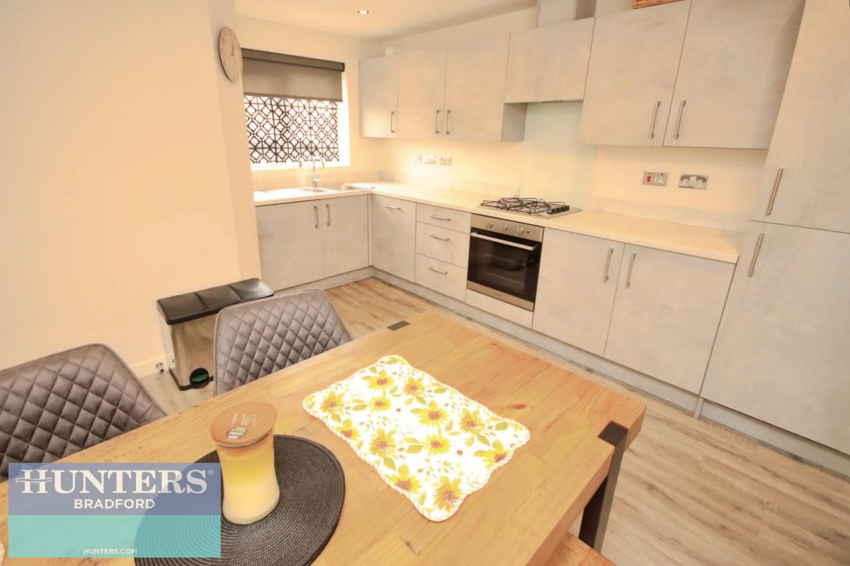 Fagley Bank Bradford, West Yorkshire, BD2 3FY