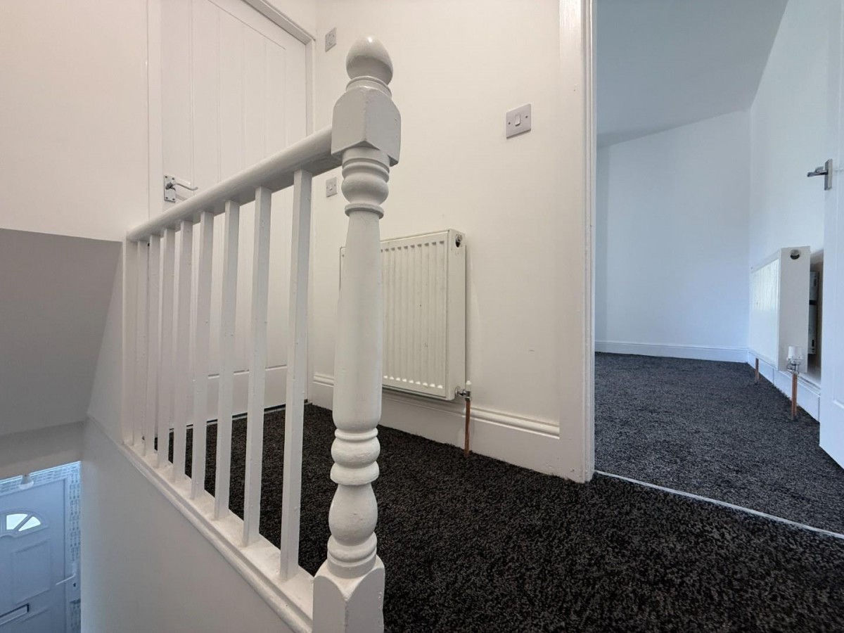 Huddersfield Road, Heckmondwike