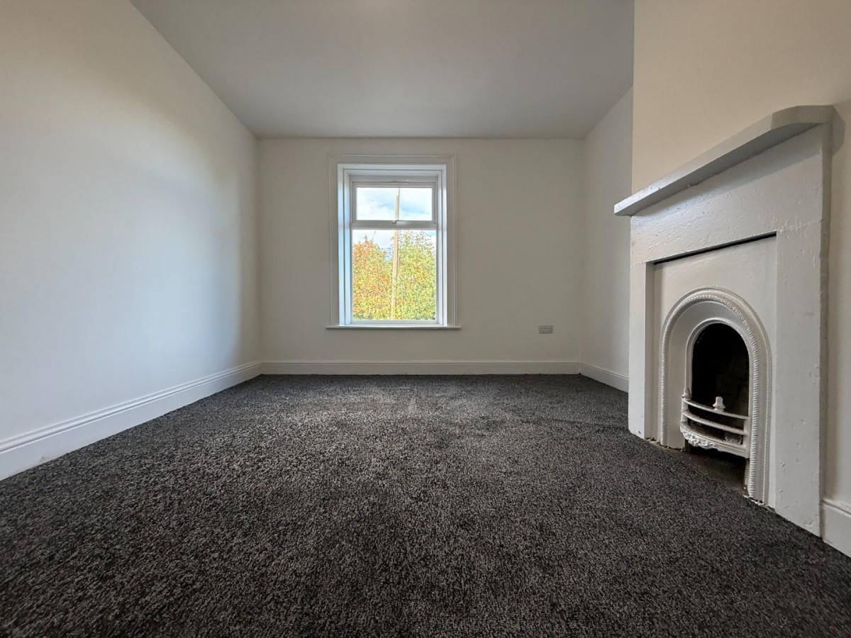 Huddersfield Road, Heckmondwike