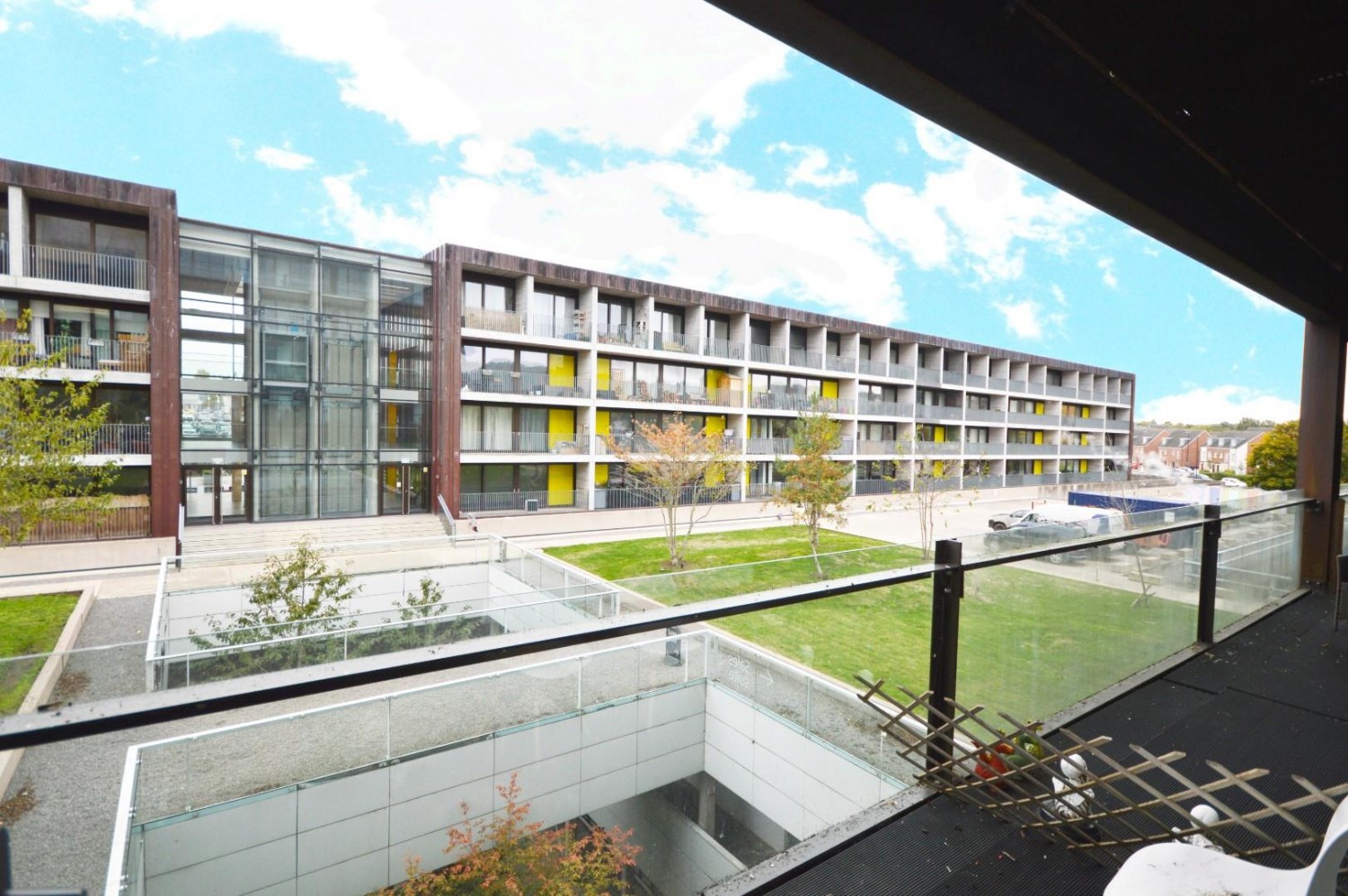 Lake Shore Drive, Bristol