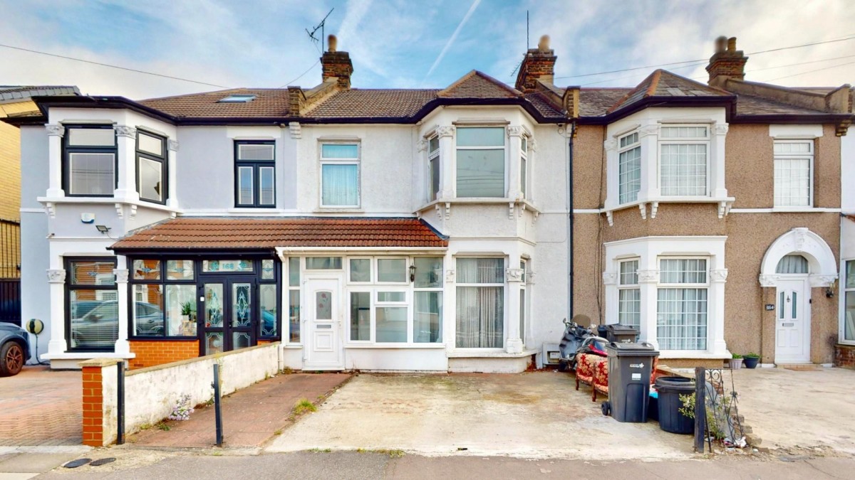 St. Albans Road, Ilford, IG3