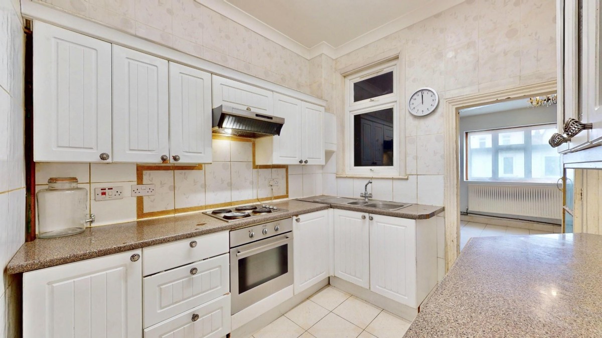 St. Albans Road, Ilford, IG3