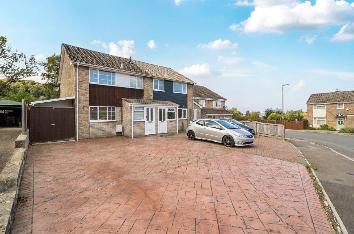 Tennyson Road , Dursley, GL11 4PZ