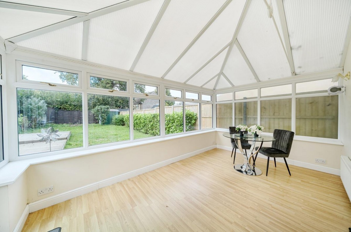 Tennyson Road , Dursley, GL11 4PZ